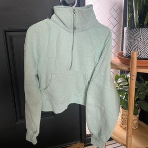 mint green funnel necklace scuba size small